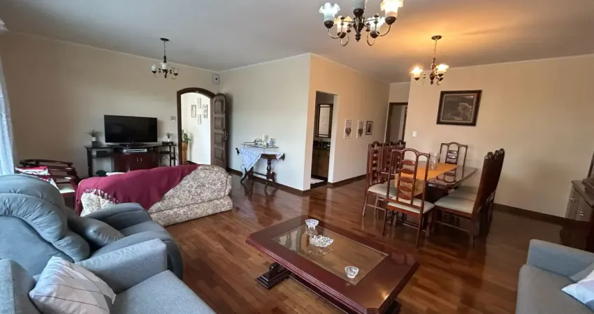 Casa assobradada com excelente planta em indianópolis | quintal, churrasqueira e até 5 vagas!