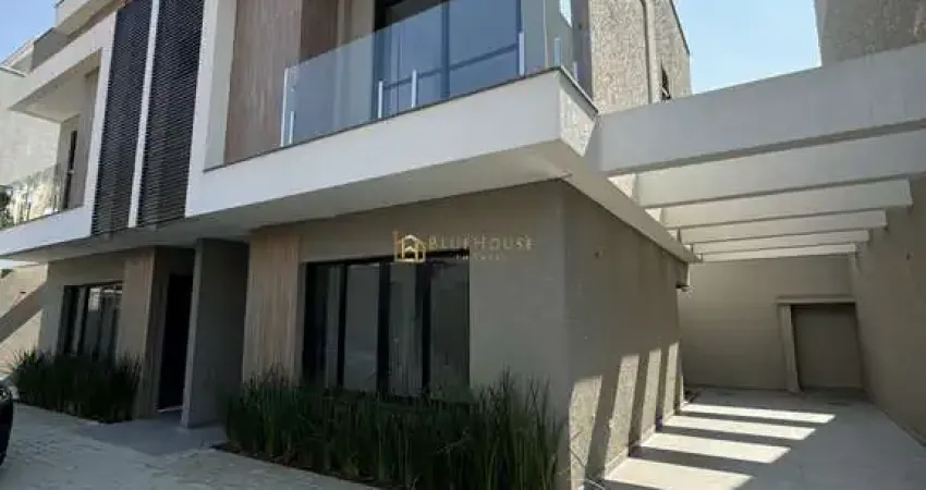 Casa com 3 quartos à venda na Rua Pará, Água Verde, Curitiba