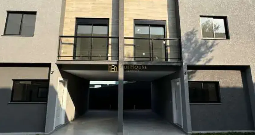 Casa com 3 quartos à venda na Travessa Ferreira, Uberaba, Curitiba