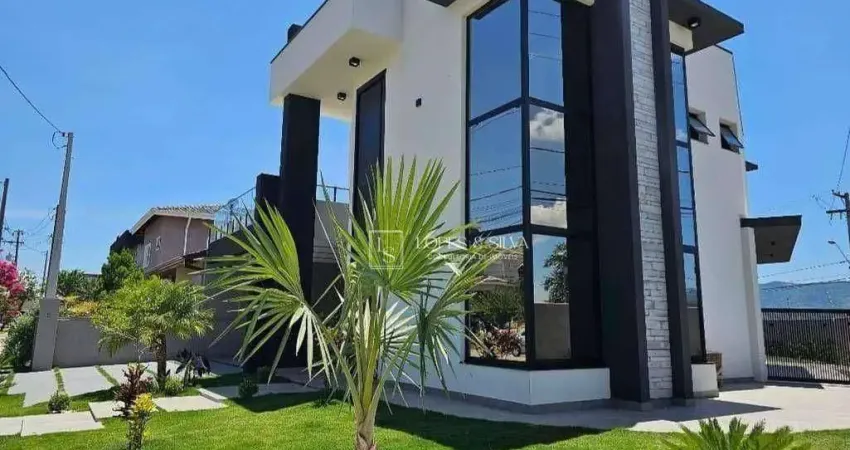 Casa de Condomínio com 3 Quartos à Venda, 218 m² por R$ 1.990.000