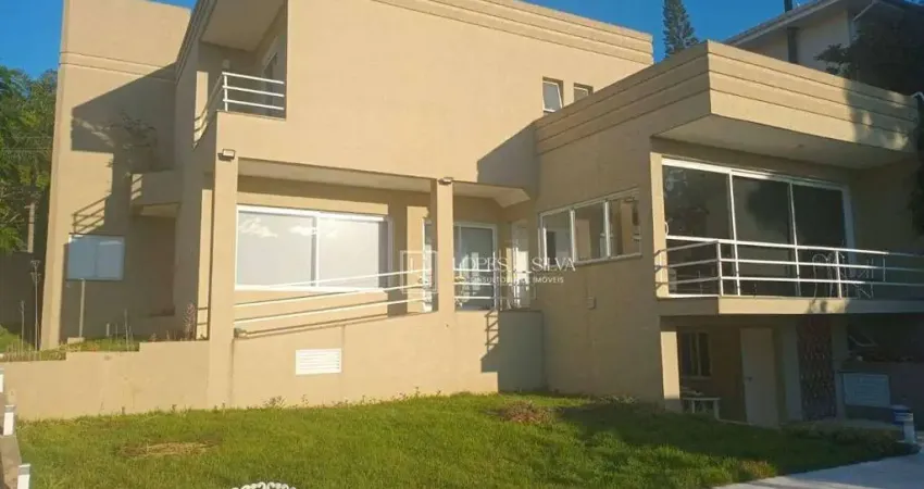 Casa com 3 Suítes disponível para locação  ou venda no Condomínio Arco Íris, Atibaia, SP.