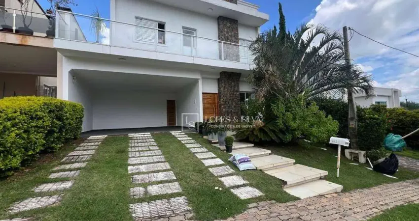 Casa com 4 Dormitórios, sendo 3 Suítes disponivel para VENDA ou LOCAÇÃO localizada no Condomínio Terras de Atibaia I, Atibaia, SP