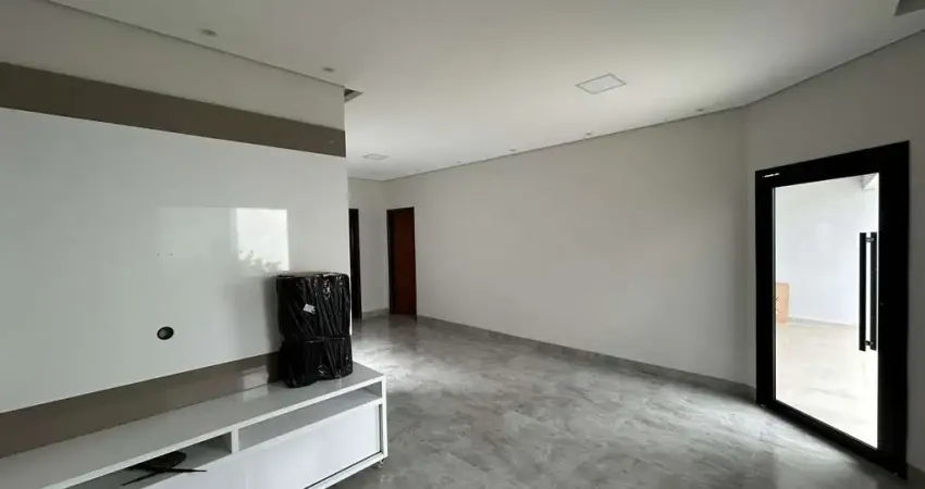 Casa com 3 quartos à venda em Granada, Uberlândia 