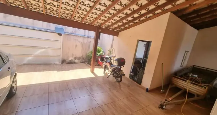 Casa com 3 quartos à venda em Saraiva, Uberlândia 