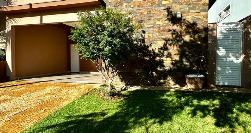 Casa térrea com energia solar fotovoltaica, ar condicionado, 3 suítes e 5 banheiros à venda no buona vita ribeirão preto