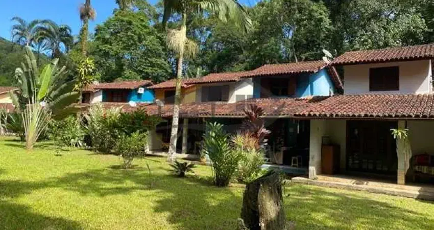 Casa em condomínio fechado com 2 quartos à venda no Boiçucanga, São Sebastião