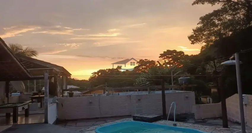 Casa com 3 quartos à venda no Boiçucanga, São Sebastião 