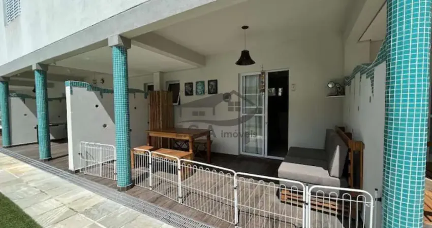 Casa em condomínio fechado com 3 quartos à venda no Boiçucanga, São Sebastião