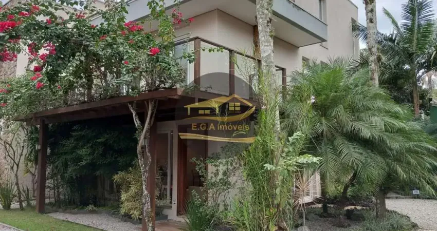 Casa em condomínio fechado com 4 quartos para alugar na Barra do Una, São Sebastião