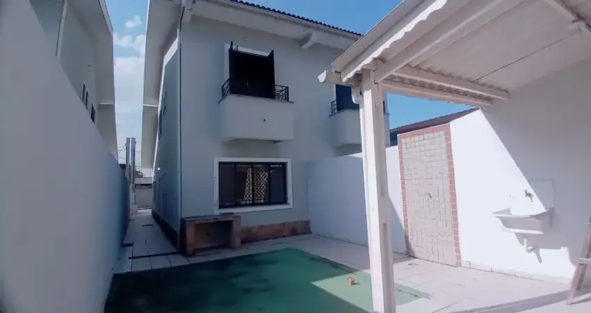 Casa com 2 quartos à venda no Balneário Maracanã, Praia Grande 