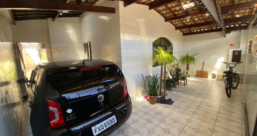 Casa com 2 quartos à venda na Rua da Coragem, 78, Jardim Melvi, Praia Grande