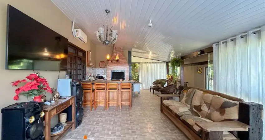 Casa com 3 dormitórios à venda, 235 m² por R$ 680.000,00 - Garcia - Blumenau/SC