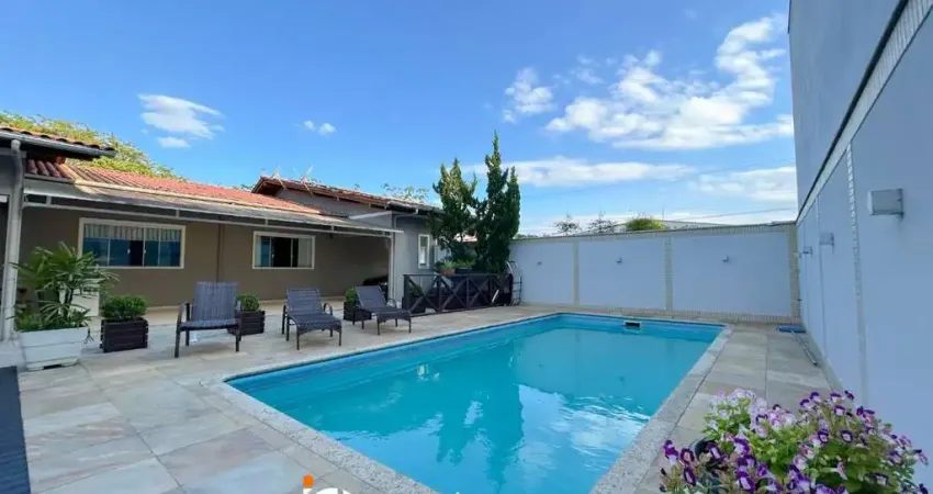 Casa com 4 dormitórios à venda, 280 m² por R$ 1.050.000,00 - Belchior Alto - Gaspar/SC