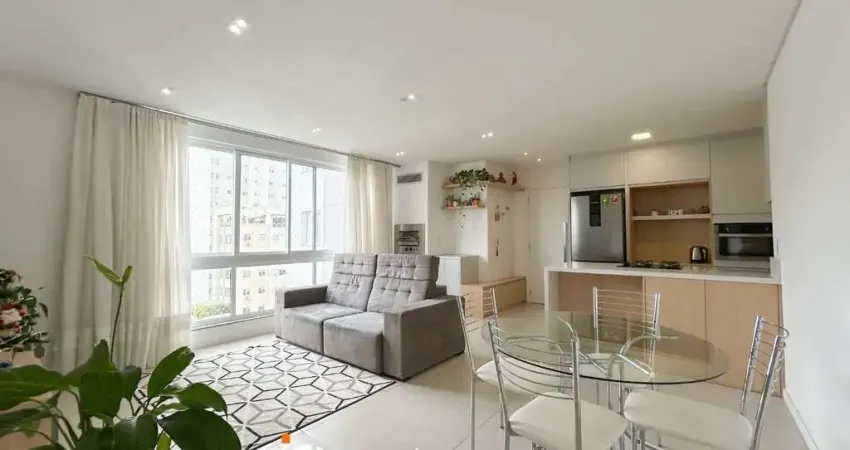 Apartamento com 3 dormitórios à venda, 97 m² por R$ 748.000,00 - Velha - Blumenau/SC