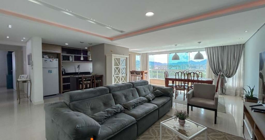Apartamento com 3 dormitórios à venda, 114 m² por R$ 794.000,00 - Asilo - Blumenau/SC