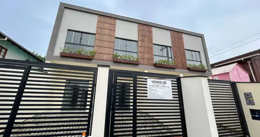 Sobrado com 2 dormitórios à venda, 90 m² por R$ 404.000,00 - Água Verde - Blumenau/SC