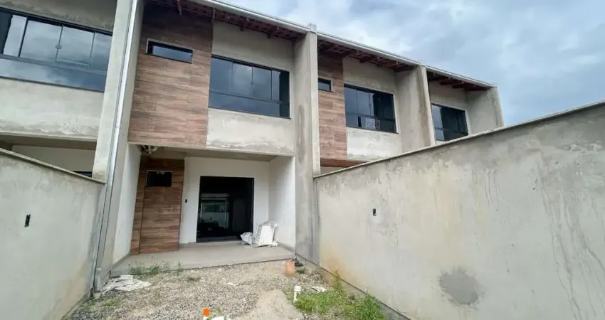 Sobrado à venda, 103 m² por R$ 495.000,00 - Água Verde - Blumenau/SC