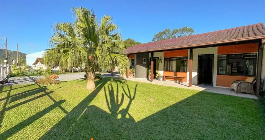 Casa com 3 dormitórios à venda, 99 m² por R$ 795.000,00 - Itoupava Central - Blumenau/SC