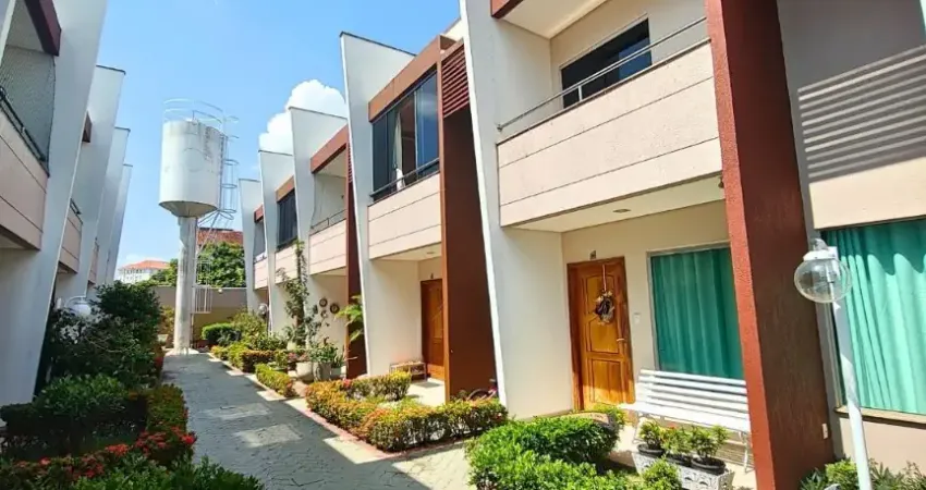 Casa em residencial fechado - 2 suítes - semi-mobiliada - laranjeiras