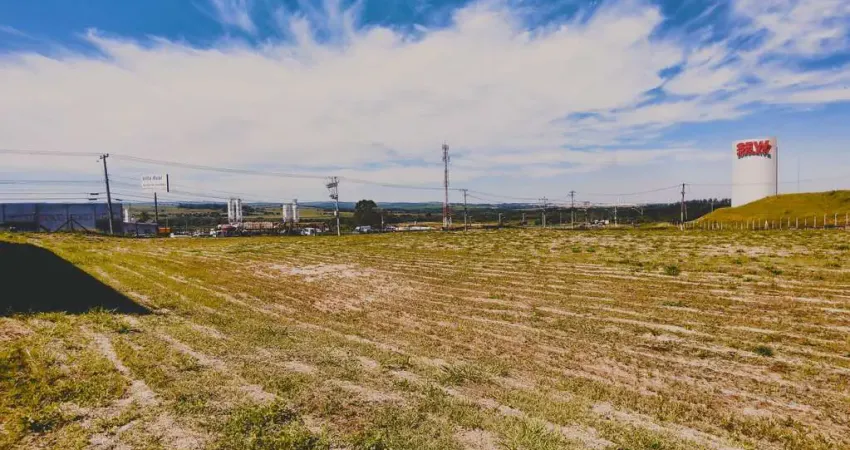 Área industrial/comercial à venda com 19.324 m² na Rodovia Santos Dumont (SP-75) em Indaiatuba/SP