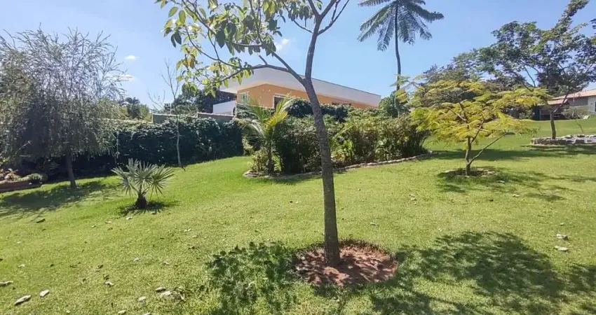 Chácara de luxo em condomínio: 4 quartos, 3 suítes, 3 salas e 6 vagas de garagem em Terras de Itaici, Indaiatuba-SP!