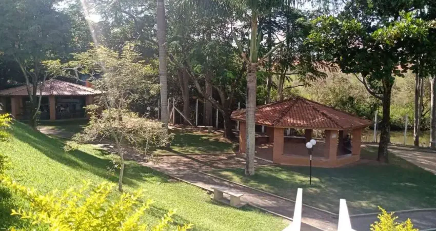 Imperdível oferta de apartamento no ed. residencial village azaléia em indaiatuba-sp! 3 quartos, 2 salas, 1 banheiro e vaga de garagem. venha conferir!