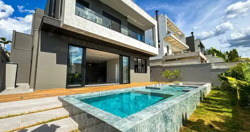 Casa Assobradada à Venda no Jardim Vila Paradiso ? Indaiatuba/SP | 3 Suítes, Piscina e Acabamento de Alto Padrão