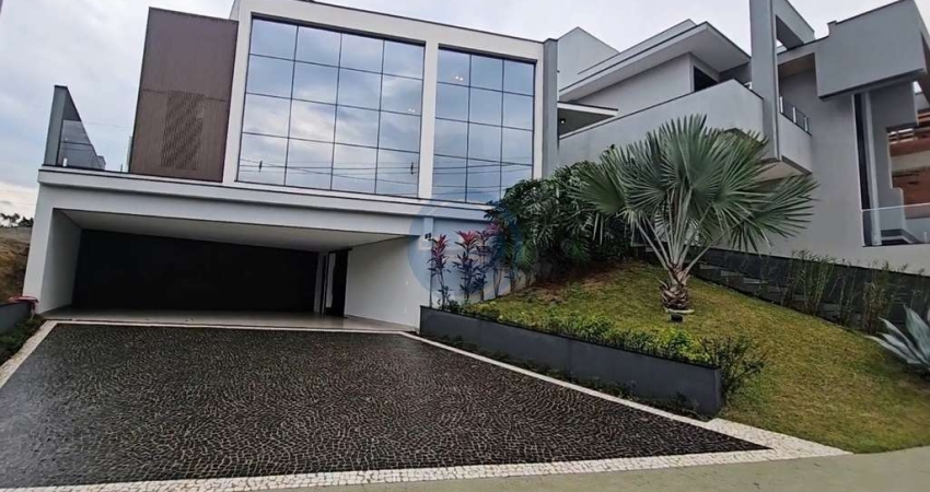 Casa de alto padrão em condomínio no Jardim Residencial Helvétia Park II em Indaiatuba-SP: 4 quartos, 4 suítes, 2 salas, 6 banheiros, 6 vagas, 246 m².