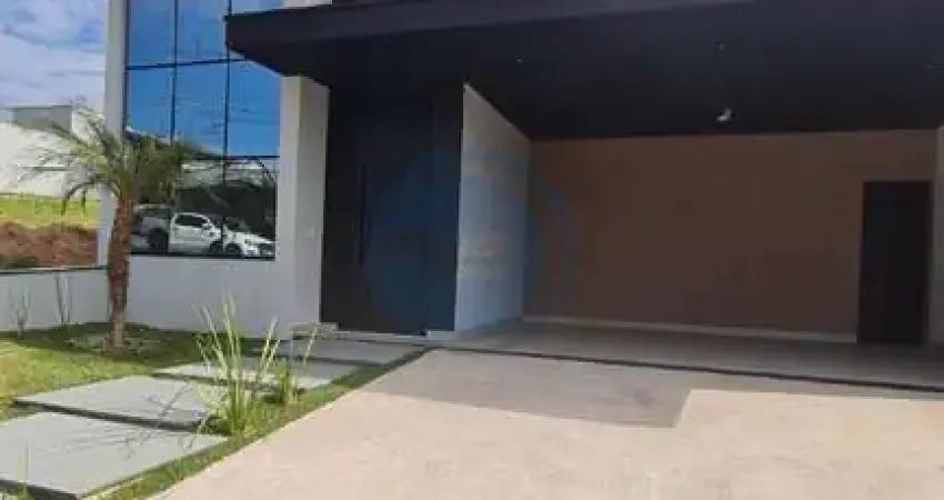 Casa térrea de alto padrão no Condomínio Milano em Indaiatuba-SP: 3 suítes, área gourmet, piscina, aquecimento solar.