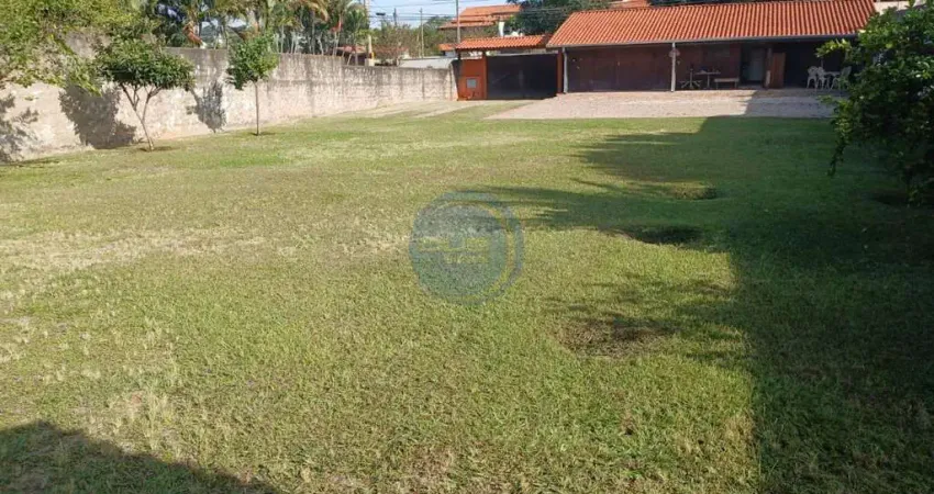 Chácara à venda em Indaiatuba-SP, Colinas de Indaiatuba: 1 quarto, 1 suíte, 1 banheiro, 69m² de área. Aproveite já!