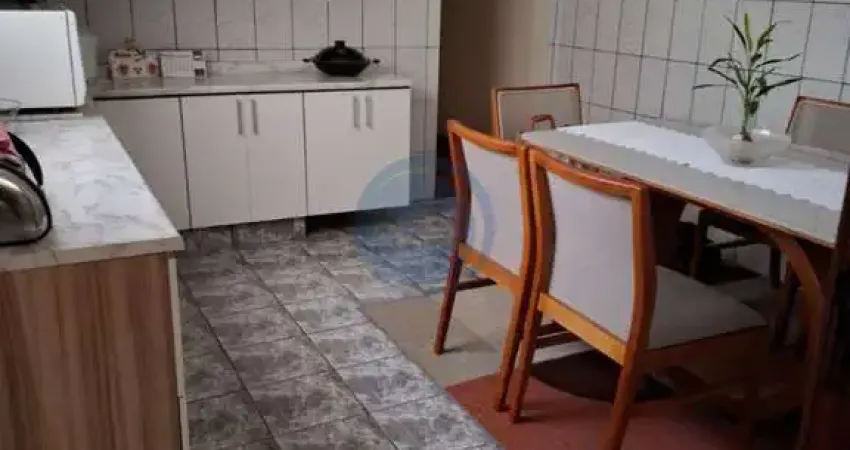 Casa térrea no centro de indaiatuba-sp: 2 quartos, 1 sala, 2 banheiros, 110m² de área. ideal para residência ou comércio!