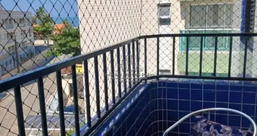 Apartamento com 2 dormitórios, 100m até a praia.