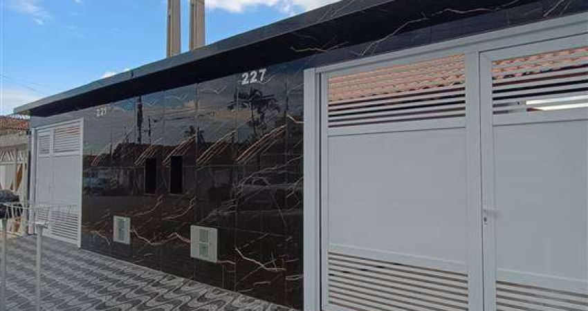 Casa com 2 quartos à venda na RUA ITAÓCA, 272, Itaóca, Mongaguá