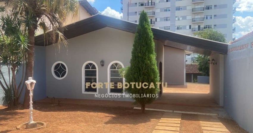 Casa com 3 quartos para alugar no Centro, Botucatu 