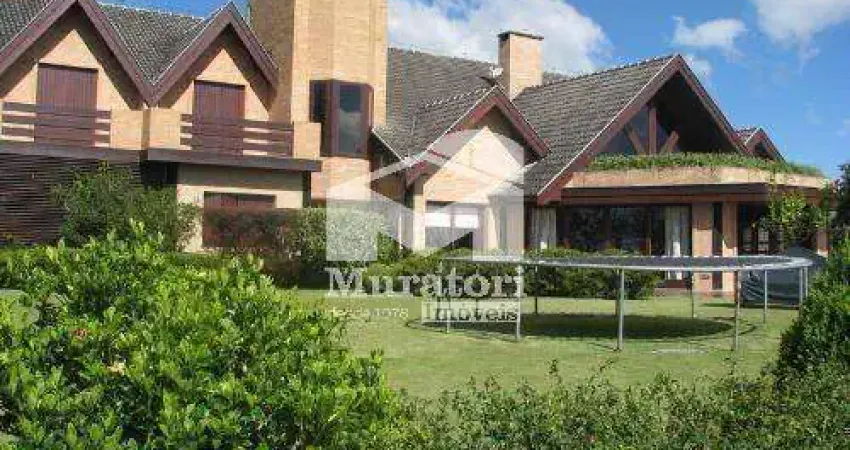 Casa com 8 quartos à venda na Av Baby Florence Gonçalves, 65, Alto do Capivari, Campos do Jordão