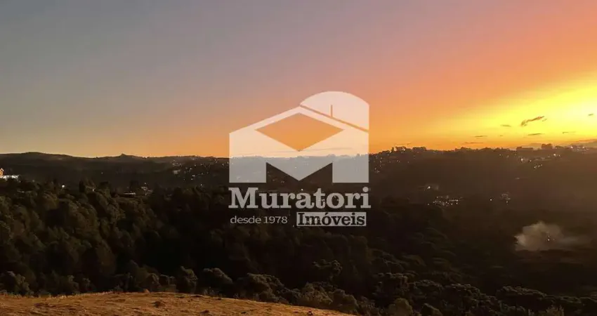 Terreno em condomínio fechado à venda na Praça São Benedito, 45, Alto do Capivari, Campos do Jordão