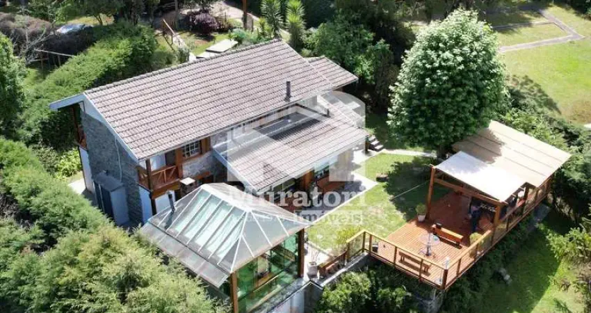 Casa com 4 quartos à venda na Rua Efigênia Ana dos Santos, 105, Vila Natal, Campos do Jordão