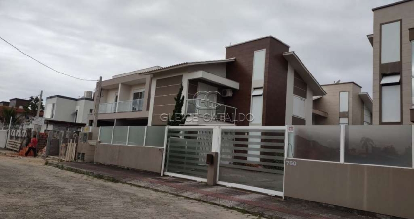 Casa com 4 quartos à venda na Rua Saul Silveira Penha, 760, Carianos, Florianópolis