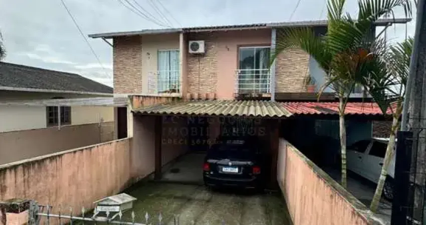 Casa com 2 quartos à venda no Forquilhas, São José 