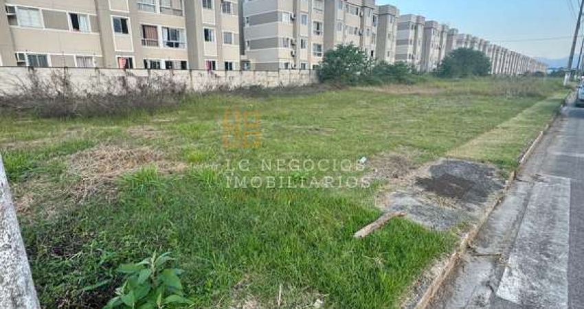 Terreno à venda no bairro Sertão do Maruim - São José/SC