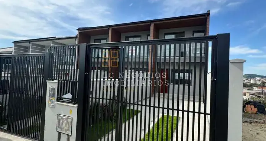 Sobrado à venda no bairro Forquilhas - São José/SC