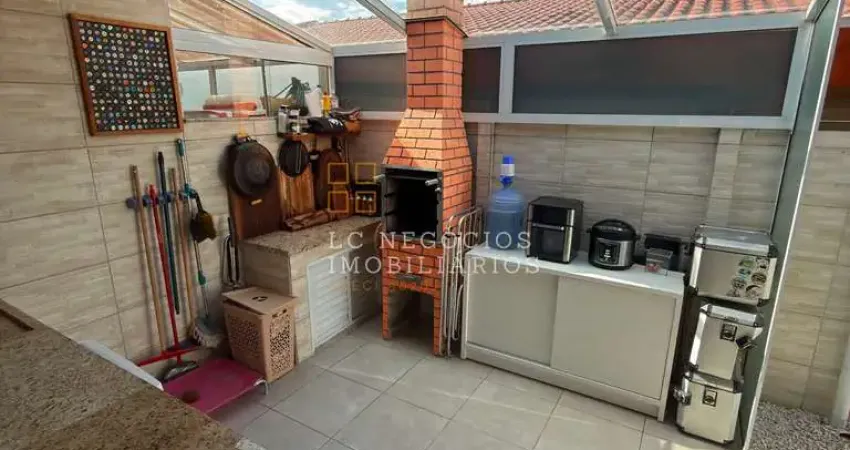 Casa em condomínio fechado com 2 quartos à venda no Forquilhas, São José