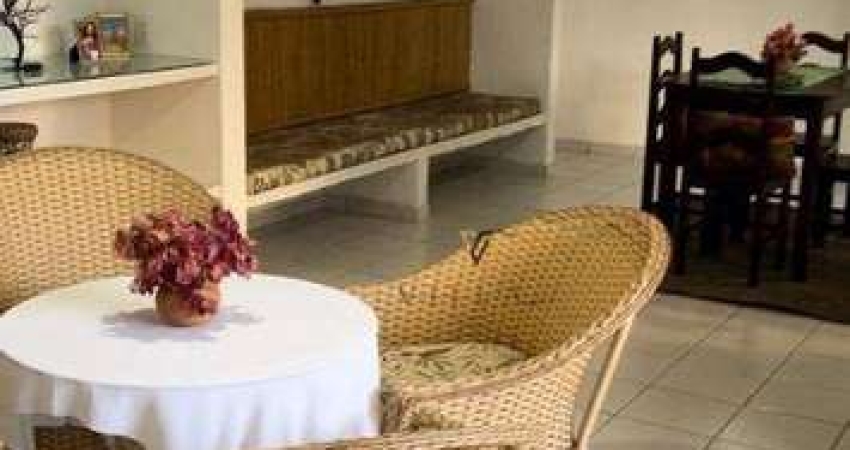 Casa Térrea Ampla com 2 dormitórios, 2 Salas e Varanda à venda, 233 m² por R$ 800.000 - Camboinha - Cabedelo/PB