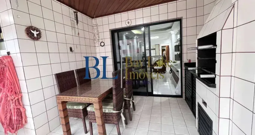 Frente mar com conforto– mobiliado com sacada gourmet/ 3 quartos
