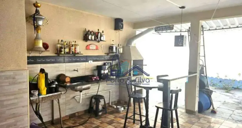 Casa com 3 dormitórios à venda, 150 m² por R$ 550.000,00 - Santana - São José dos Campos/SP