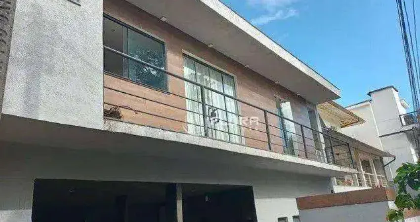 Casa com 4 dormitórios à venda, 300 m² por R$ 1.100.000,00 - Itacoatiara - Niterói/RJ