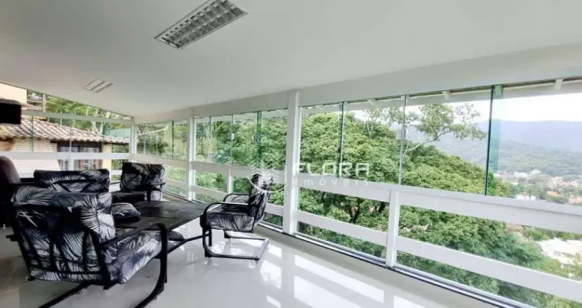 Casa com 4 dormitórios à venda, 540 m² por R$ 1.500.000,00 - Itaipu - Niterói/RJ