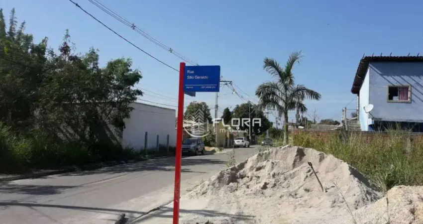 Terreno à venda na Rua São Geraldo, 40, São Bento da Lagoa, Maricá