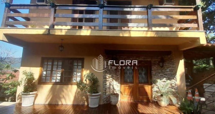 Casa com 3 dormitórios à venda, 220 m² por R$ 890.000,00 - Itaipu - Niterói/RJ
