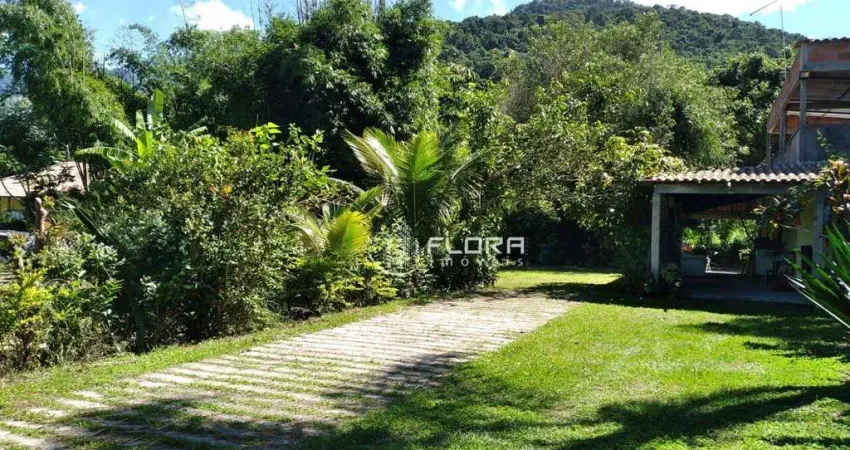Casa com 3 dormitórios à venda, 200 m² por R$ 600.000,00 - São José de Imbassai - Maricá/RJ